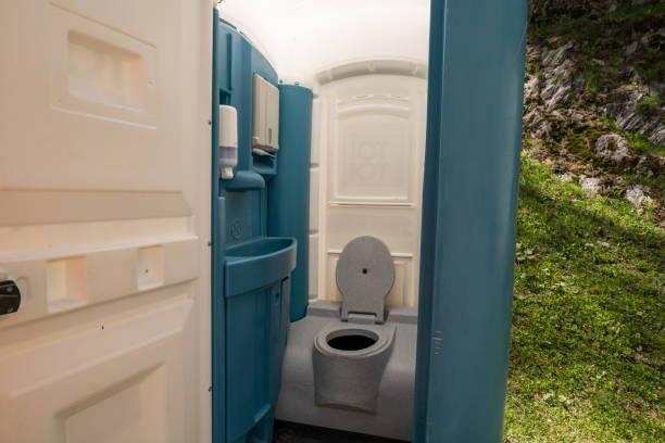 Best Construction site porta potty rental  in Circle Pines, MN